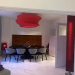 - - Sleeps 5 - Seaside Appartement