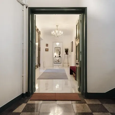 - - Sleeps 5 - Seaside