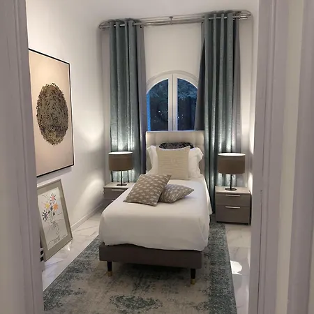 Apartament - - Sleeps 5 - Seaside